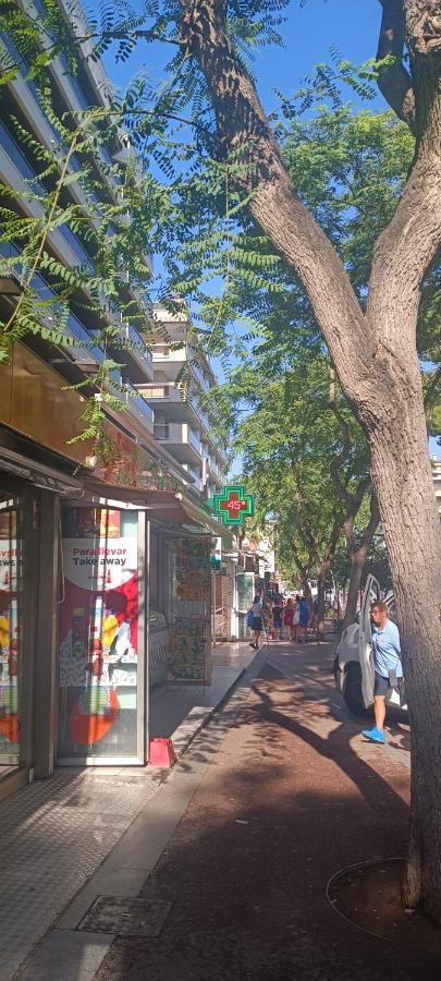 Chez Chantal 3 Chambres Au Centre Touristique De Salou Avec Garage מראה חיצוני תמונה
