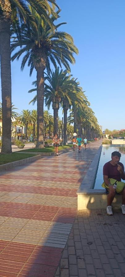 Chez Chantal 3 Chambres Au Centre Touristique De Salou Avec Garage מראה חיצוני תמונה