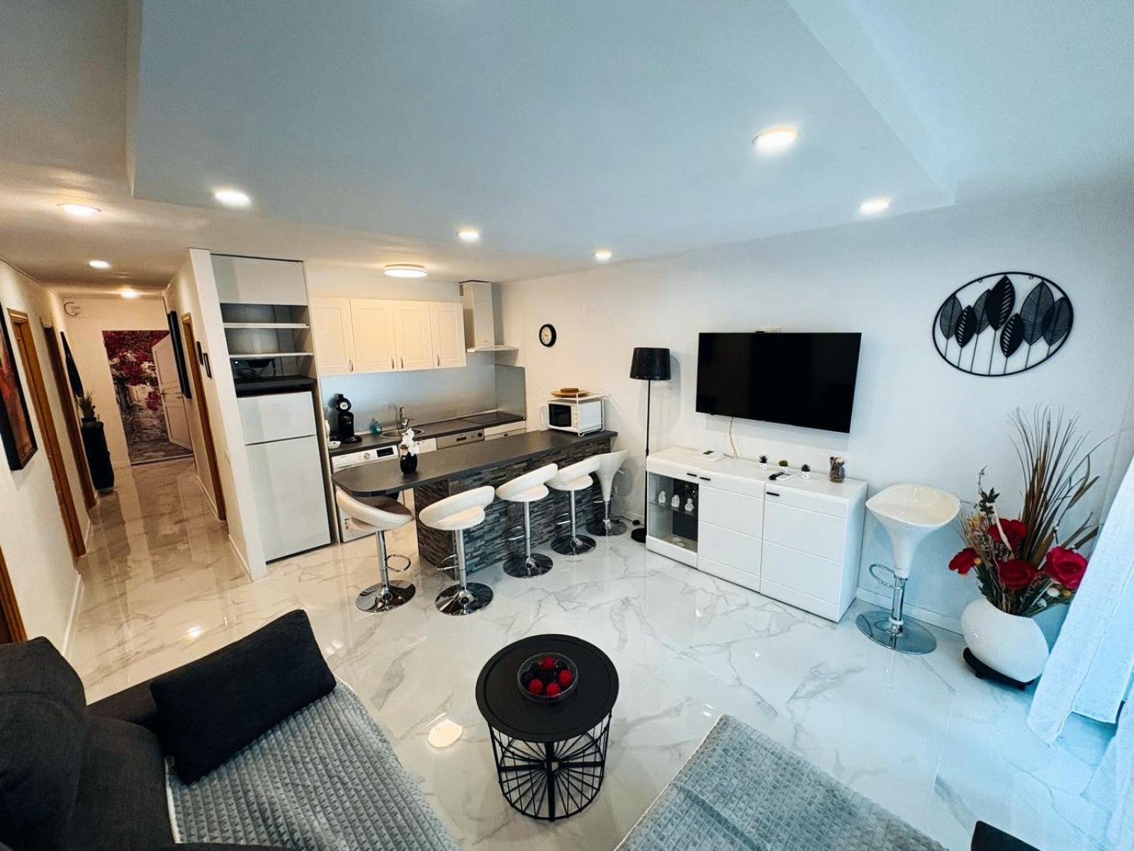 Chez Chantal 3 Chambres Au Centre Touristique De Salou Avec Garage מראה חיצוני תמונה