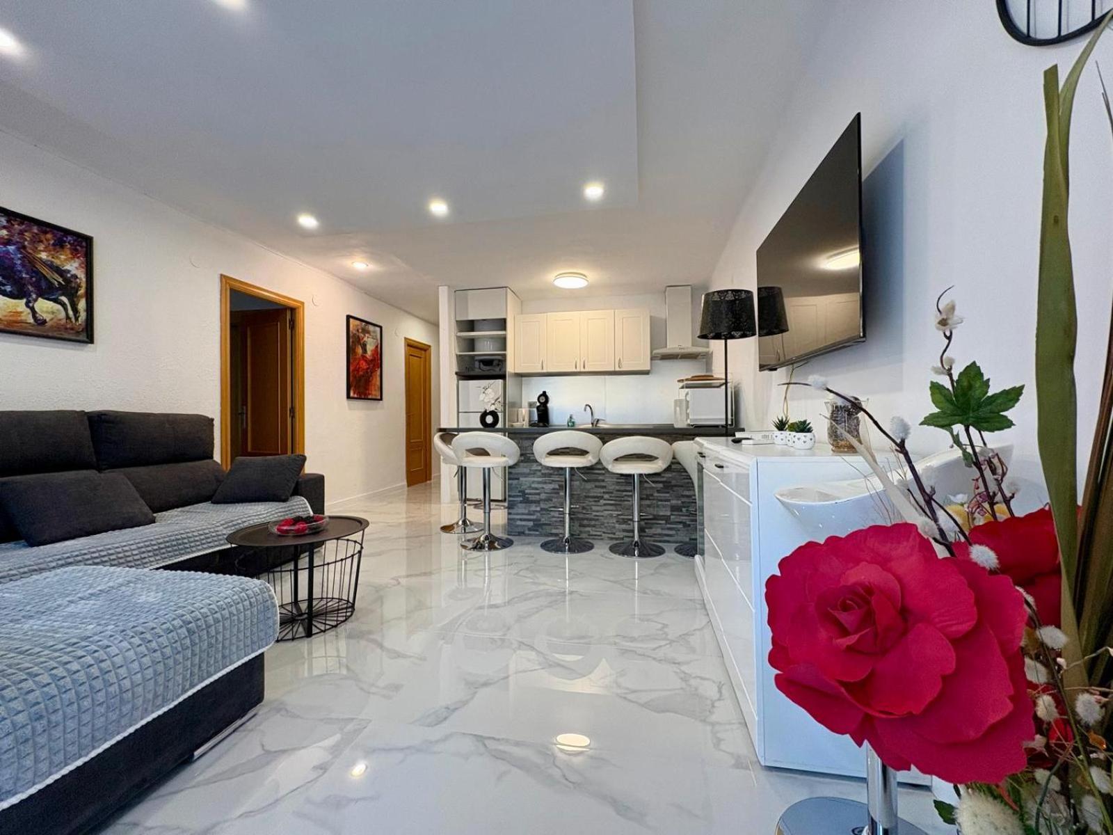 Chez Chantal 3 Chambres Au Centre Touristique De Salou Avec Garage מראה חיצוני תמונה